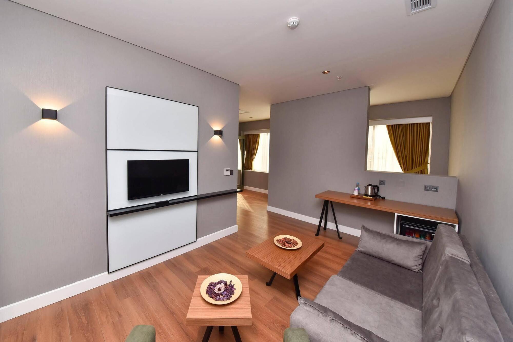 Atacity Hotel Истанбул Екстериор снимка