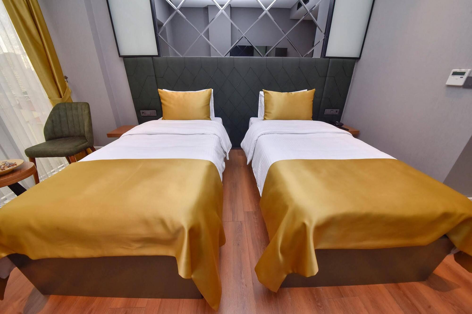 Atacity Hotel Истанбул Екстериор снимка