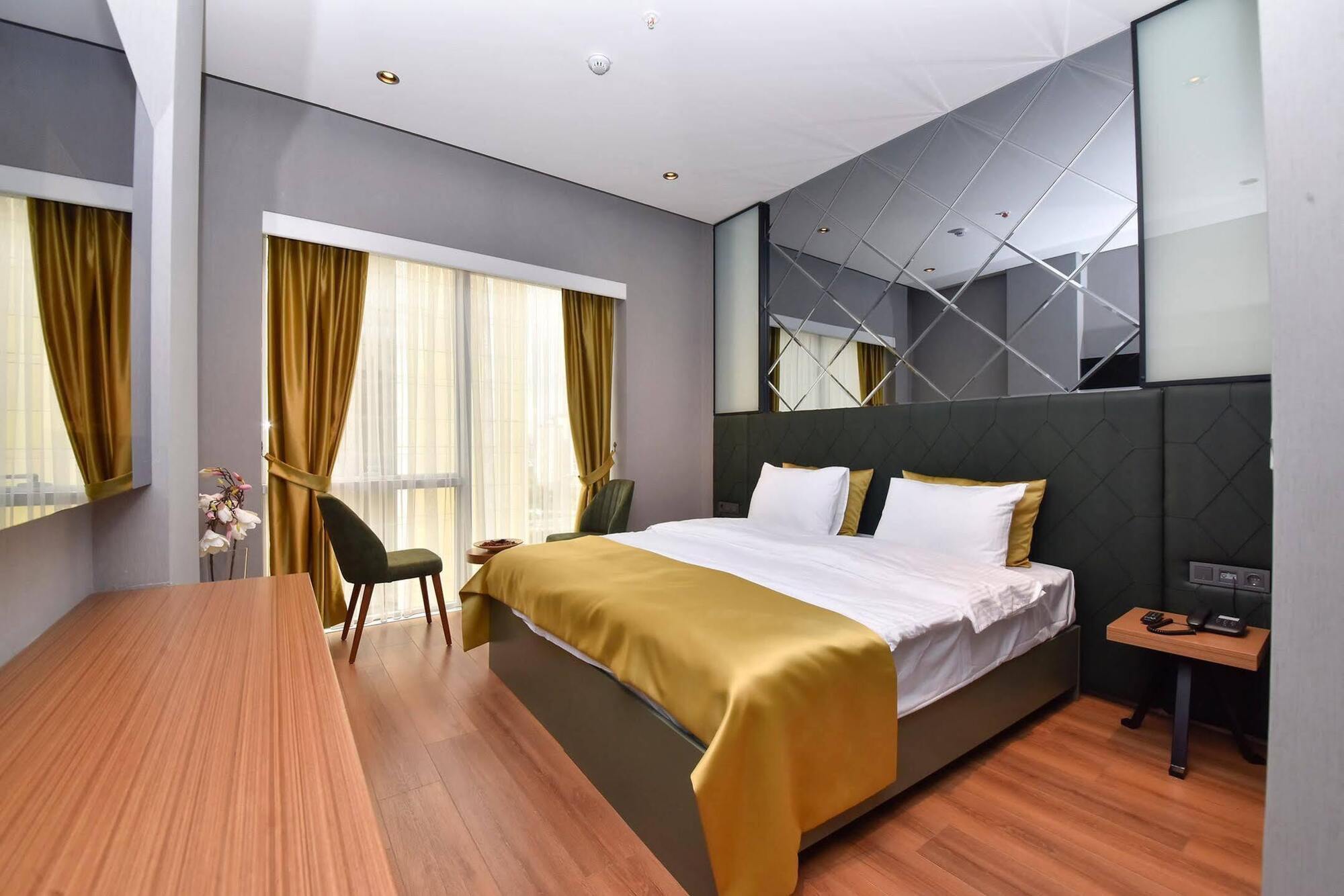 Atacity Hotel Истанбул Екстериор снимка